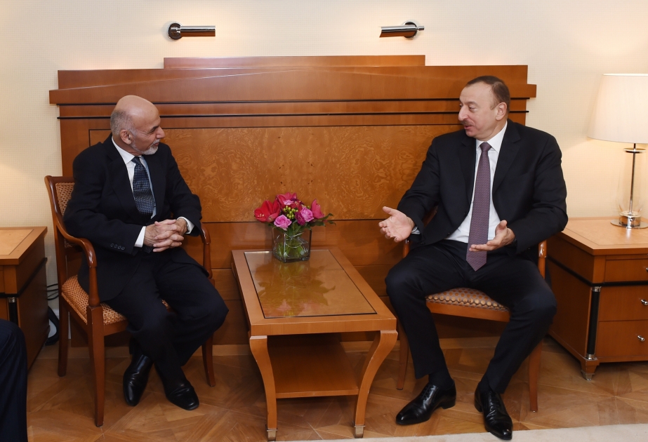 Treffen des aserbaidschanischen Präsidenten Ilham Aliyev mit dem Präsidenten von Afghanistan Aschraf Ghani VIDEO