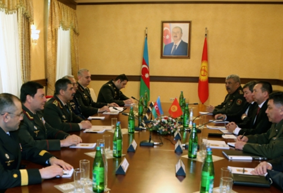 Azərbaycan ilə Qırğızıstan arasında müdafiə və hərbi təhsil sahəsində əməkdaşlıq məsələləri müzakirə olunub