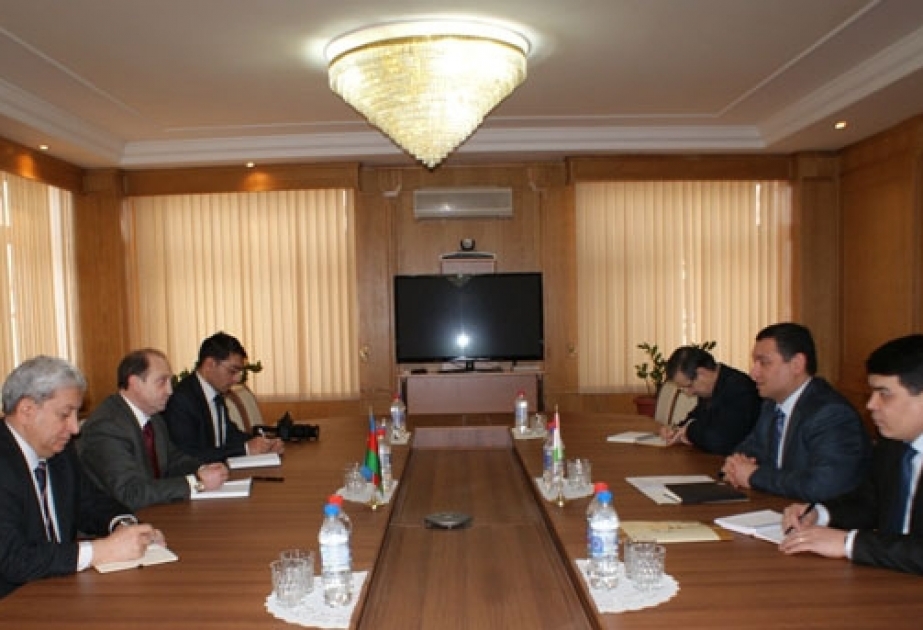 Посол Азербайджана встретился с министром экономического развития и торговли Таджикистана