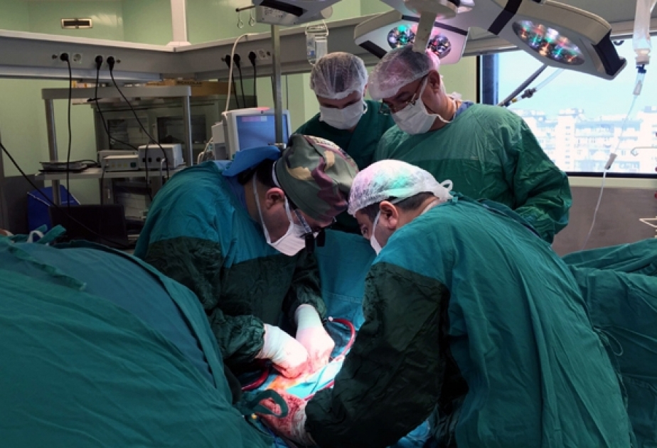 Silahlı Qüvvələrin Baş Klinik Hospitalında daha bir unikal cərrahi əməliyyat aparılıb