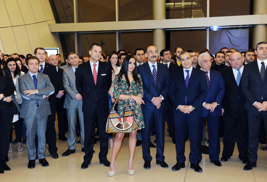 "The exhibition of classic cars" launched in Heydar Aliyev Center