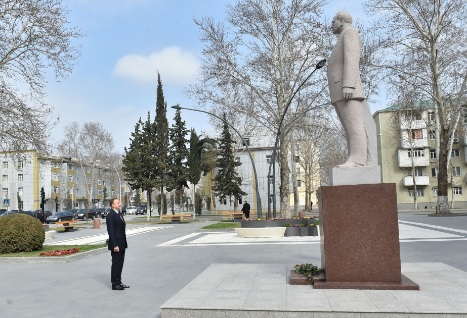 Azərbaycan Prezidenti İlham Əliyevin Mingəçevirə səfəriUlu öndər Heydər Əliyevin abidəsini ziyarət VİDEO