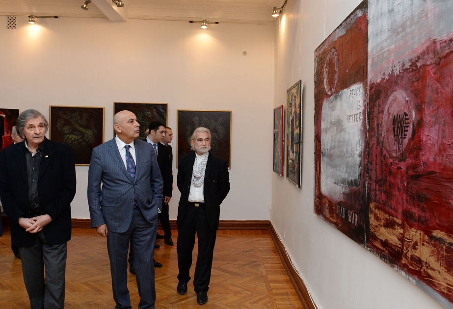Azərbaycan rəssamlarının Xocalı faciəsinə həsr olunmuş əsərləri sərgilənir
