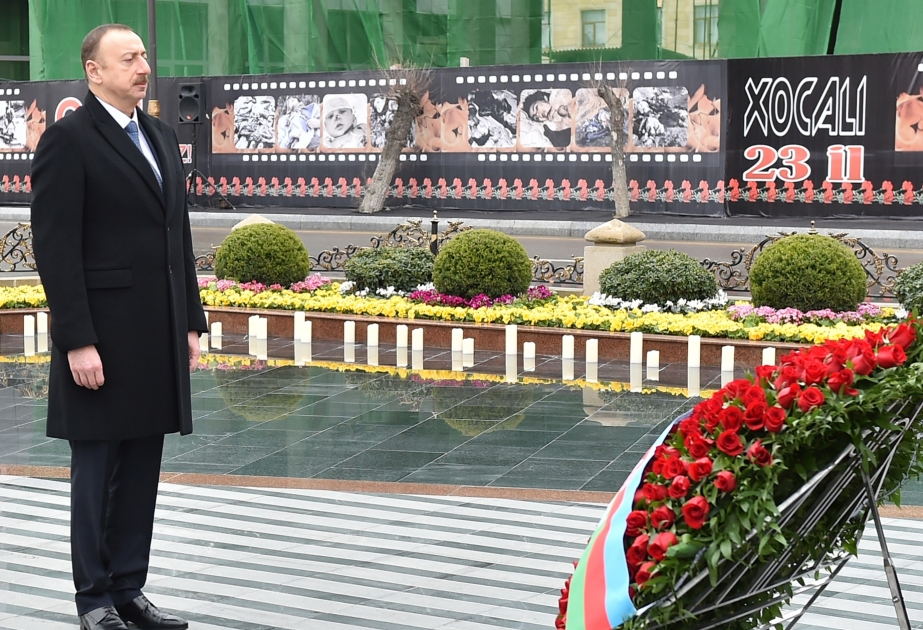 Aserbaidschans Präsident Ilham Aliyev hat an der Gedenkveranstaltung zum Andenken an die Opfer der Chodschaliner Tragödie teilgenommen VIDEO