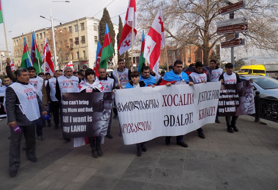 Xocalı soyqırımı ilə əlaqədar Tbilisinin mərkəzində aksiya keçirilib