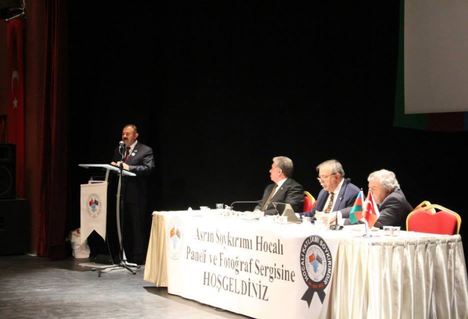 İstanbulda Xocalı soyqırımının ildönümü ilə bağlı fotosərgi və anma mərasimi keçirilib