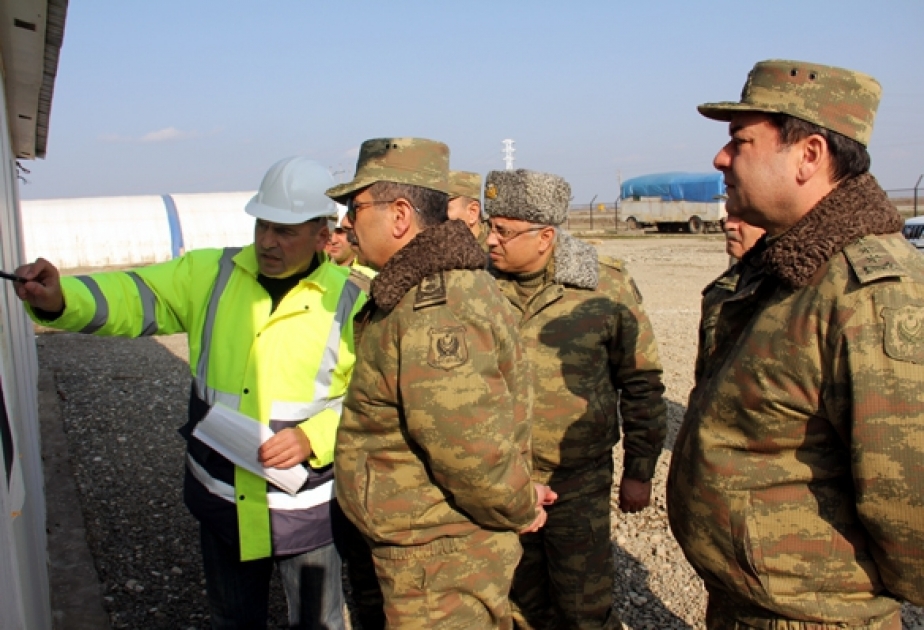Azerbaijani Defense Minister holds meeting on frontline