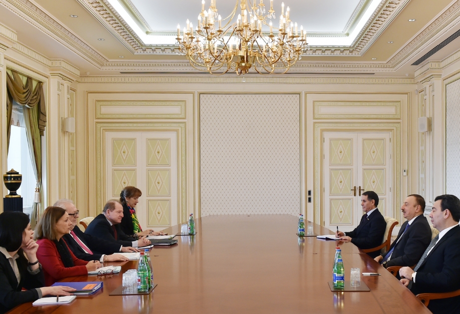Entretien du président Ilham Aliyev avec une délégation conduite par le co-rapporteur de la Commission de suivi de l’APCE VIDEO