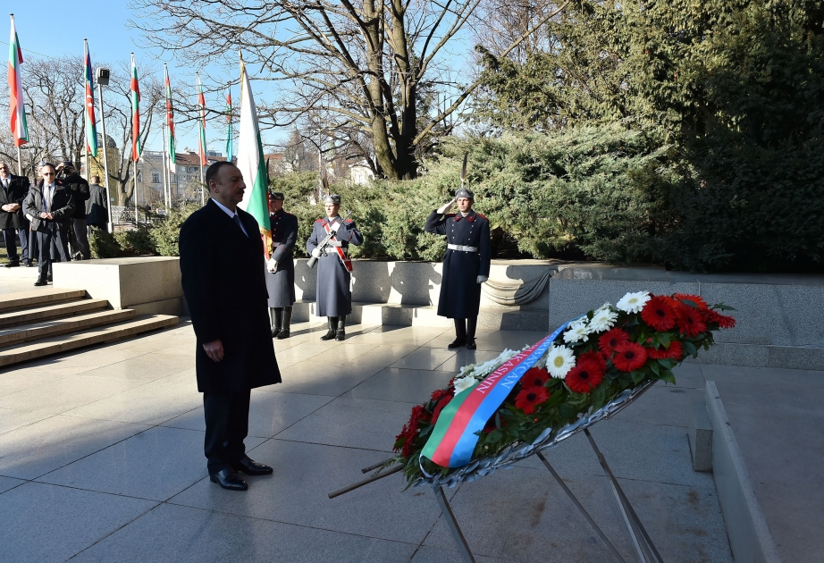 Sofia: Besuch des Grabs des unbekannten Soldaten VIDEO