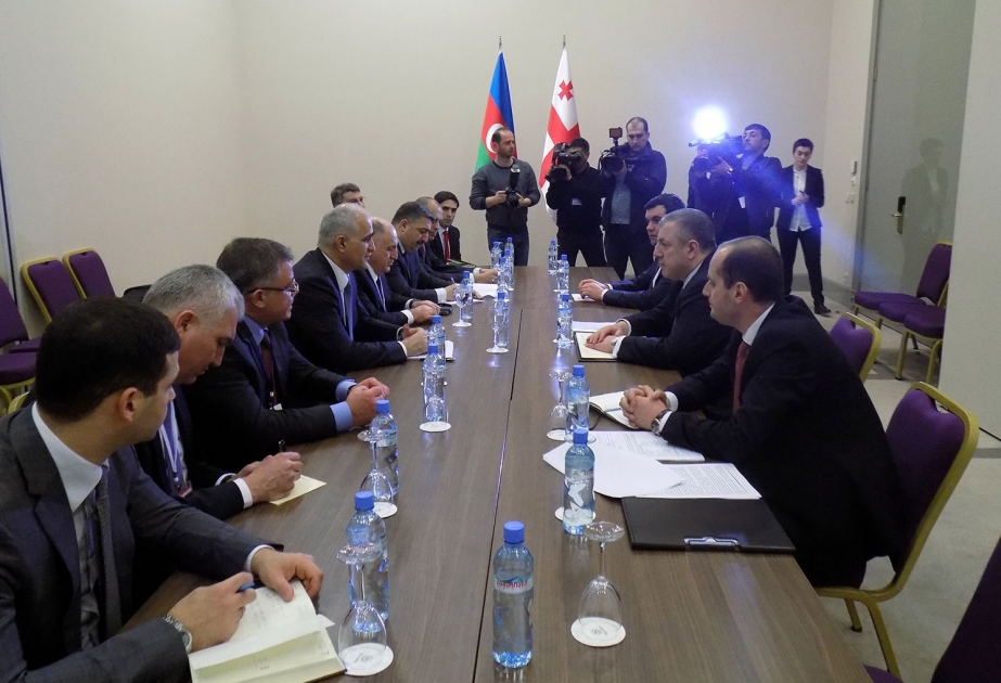 In Batumi die Aussichten für Entwicklung von Wirtschaftsbeziehungen zwischen Aserbaidschan und der Türkei und Georgien diskutiert