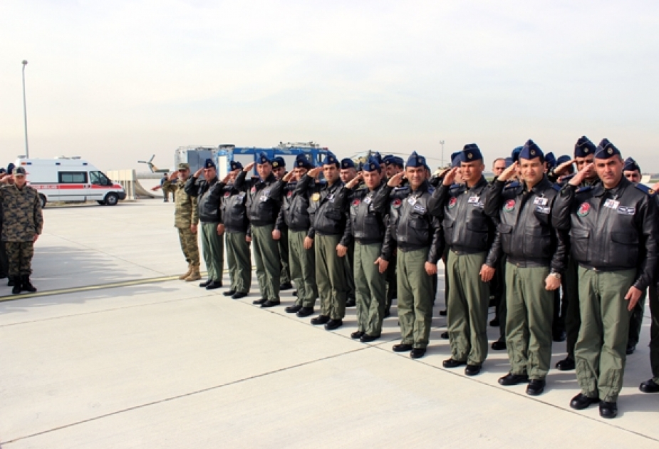 Les exercices militaires «Faucon TurAz 2015» suivent leur cours en Turquie