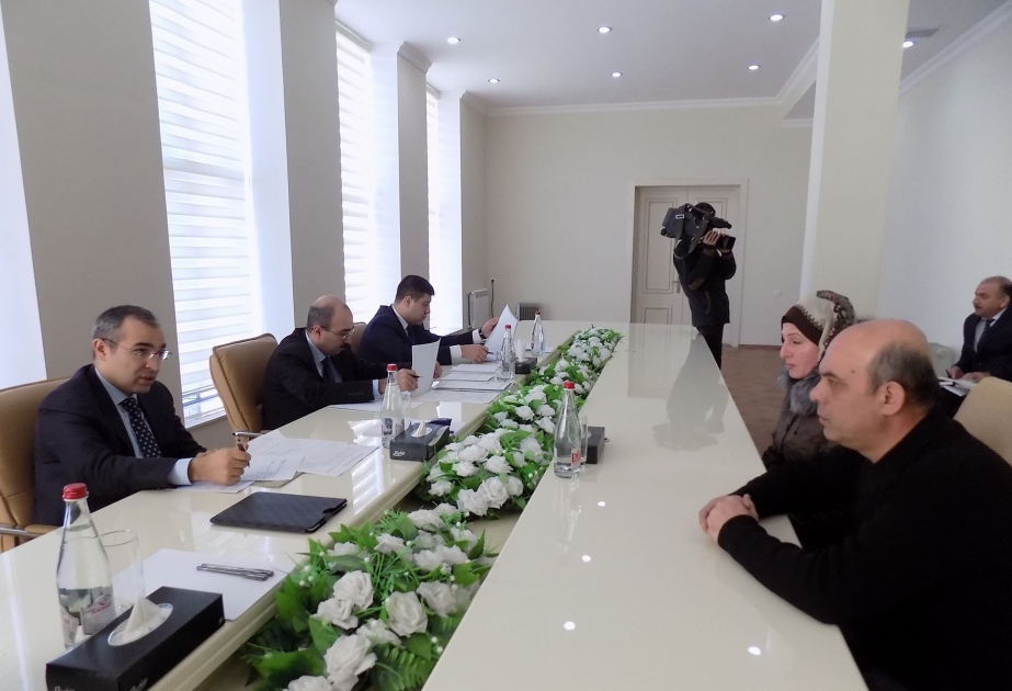 Министр образования принял в Масаллы граждан из южного региона