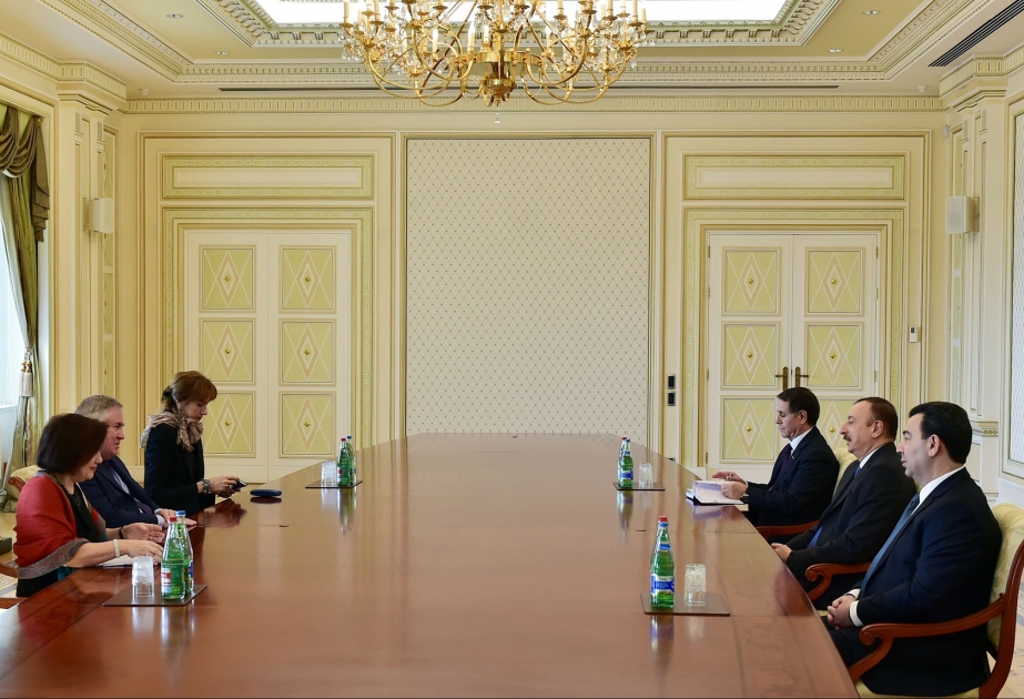 الرئيس إلهام علييف يلتقي مقرر الجمعية البرلمانية للمجلس الأوربي