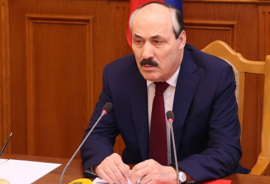 Рамазан Абдулатипов поручил правительству усилить работу по налаживанию торгово-экономических связей с Азербайджаном