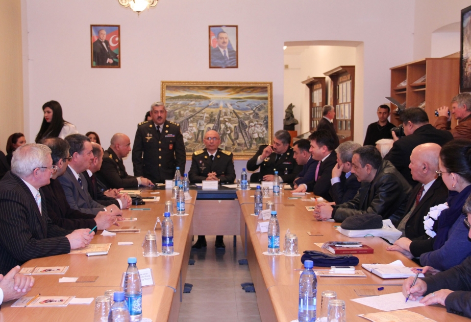 Əliağa Şıxlinski döyüş meydanlarında göstərdiyi şücaətlər sayəsində hərb tarixinə parlaq səhifələr yazıb