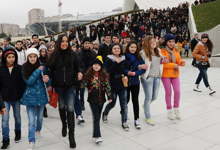 Cracking Art Group and Semeni International Art exhibition open at Heydar Aliyev Center VIDEO