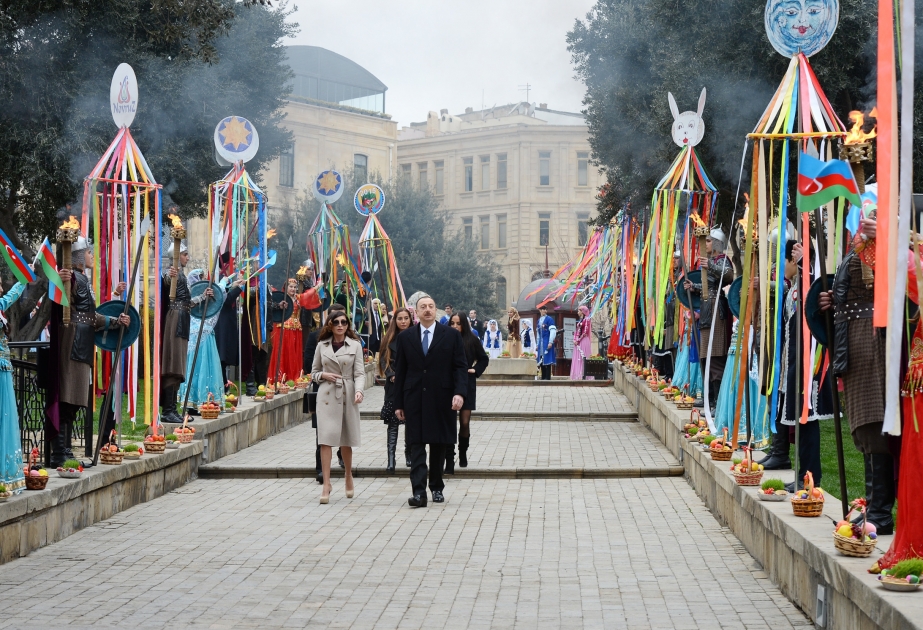 Präsident Ilham Aliyev hat an einer Volksfeierlichkeit anlässlich des Novruz-Festes teilgenommen VIDEO