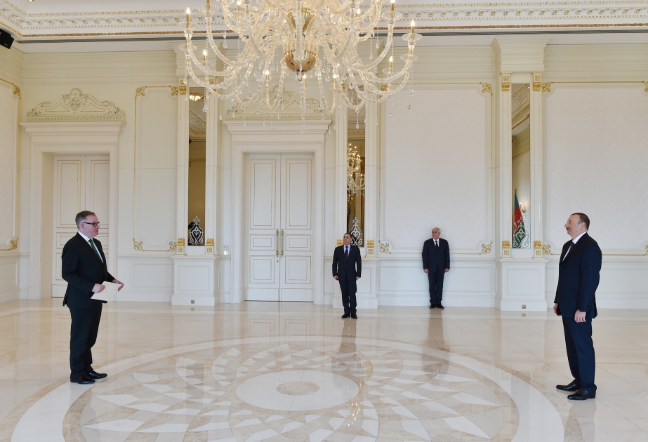 President Ilham Aliyev received the credentials of the newly-appointed Ambassador of Ireland VIDEO