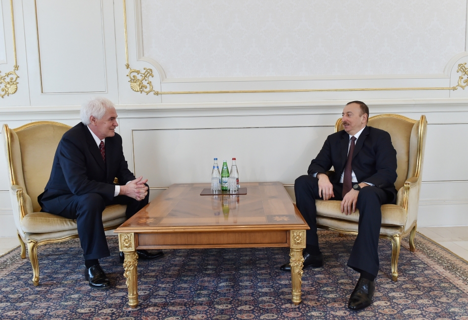 President Ilham Aliyev received the credentials of the newly-appointed Ambassador of Montenegro VIDEO