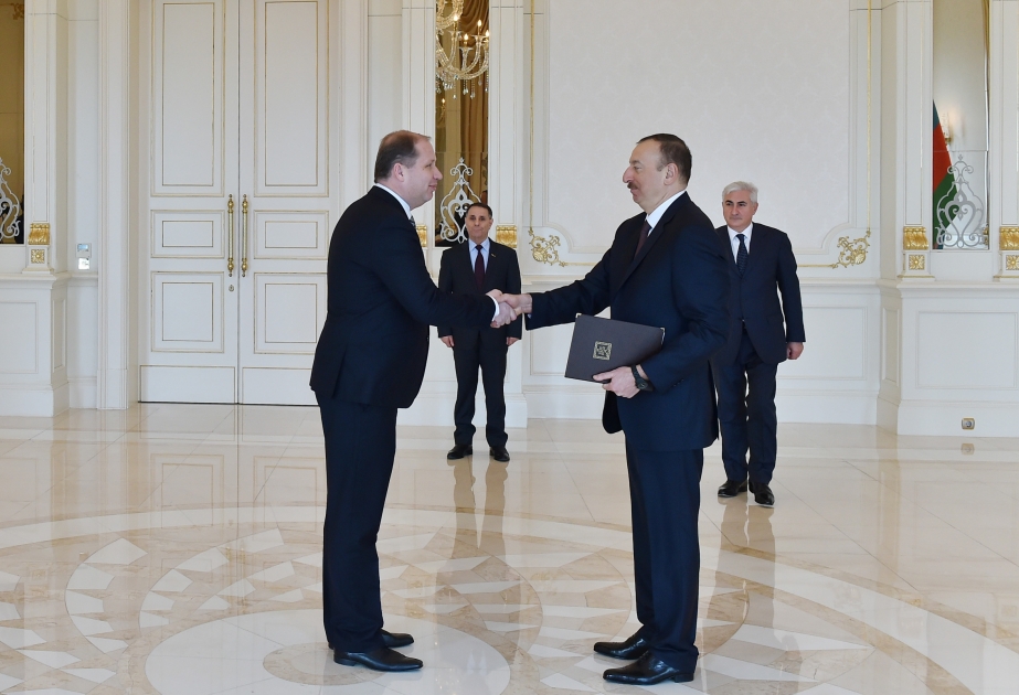 President Ilham Aliyev received the credentials of the newly-appointed Ambassador of Slovakia VIDEO