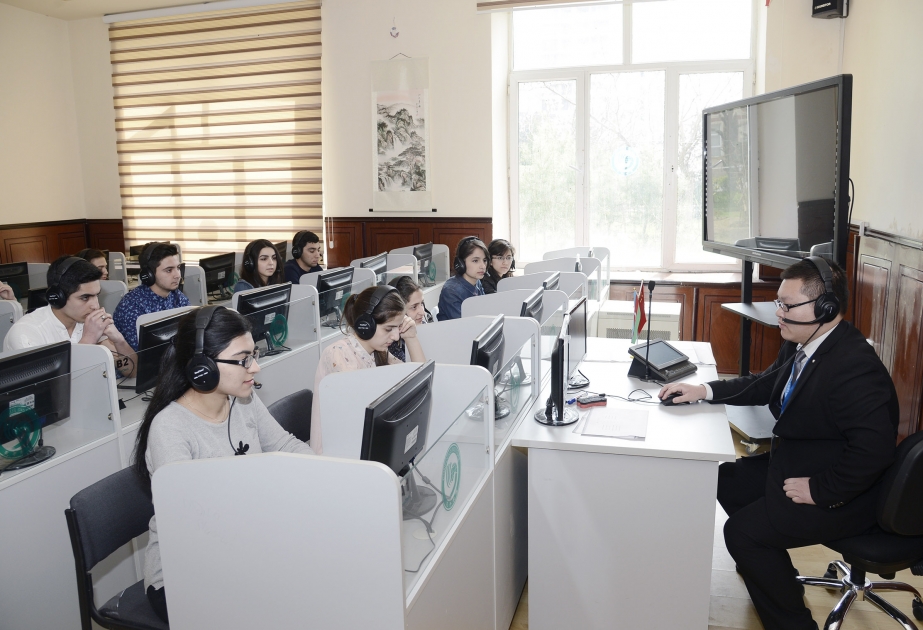 Институт Конфуция провел экзамены на определение 1-5 уровней китайского языка ВИДЕО