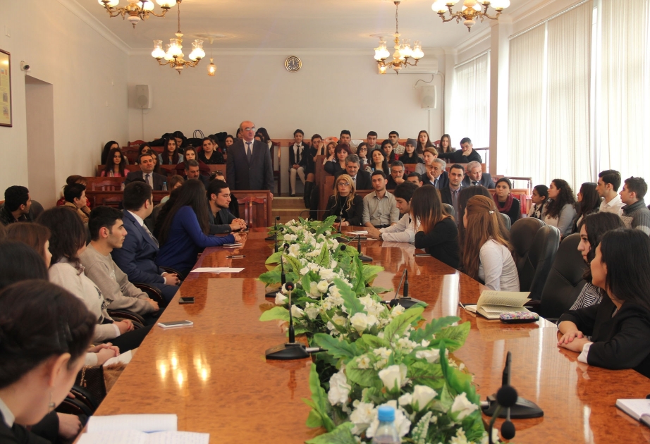 Bakı Slavyan Universitetində soyqırımı qurbanları yad edilib