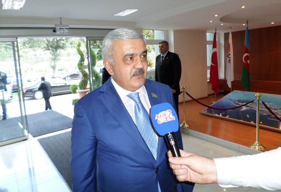 Rövnəq Abdullayev: Cari ilin sentyabrında Türkiyədə ən nəhəng dəniz limanı istifadəyə veriləcək