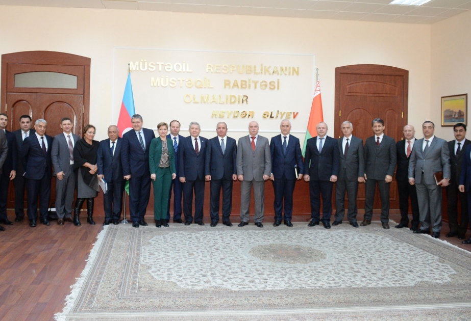 “TİBO – 2015” forumunda Azərbaycan nümayəndə heyətinin iştirakı məsələləri müzakirə olunur