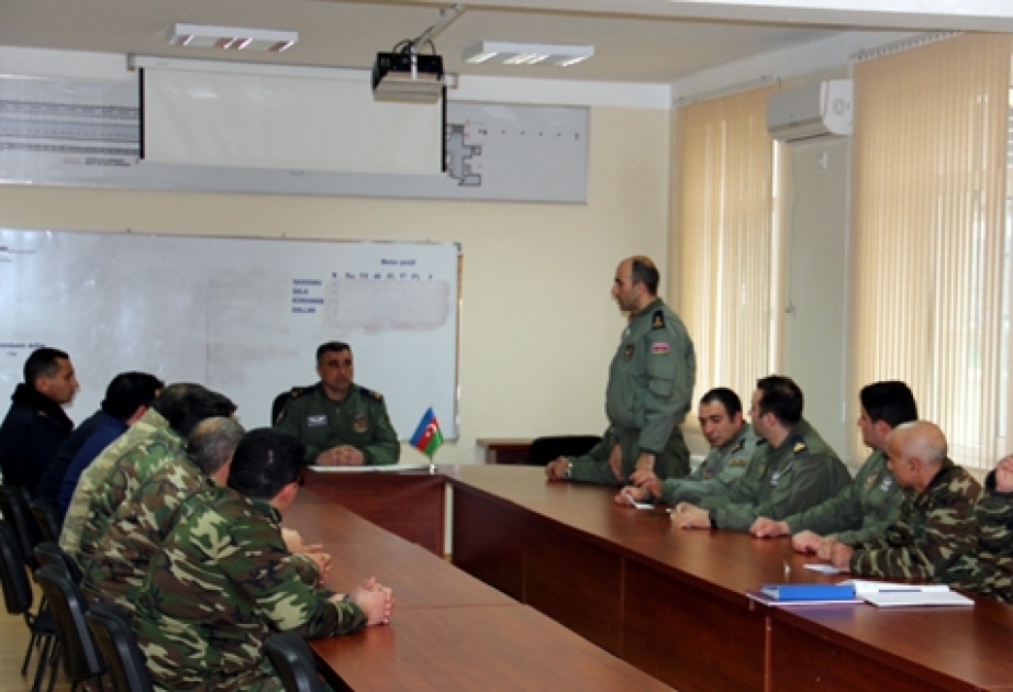 Azerbaijani Air Forces conduct night exercises VIDEO