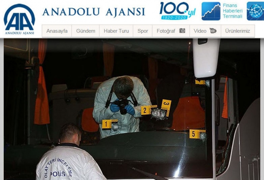 Bus with Fenerbahce FC players attacked