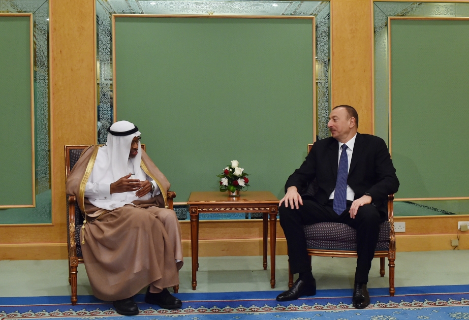Déplacement en Arabie Saoudite: Entretien du président de la République avec le président du groupe de la BID VIDEO
