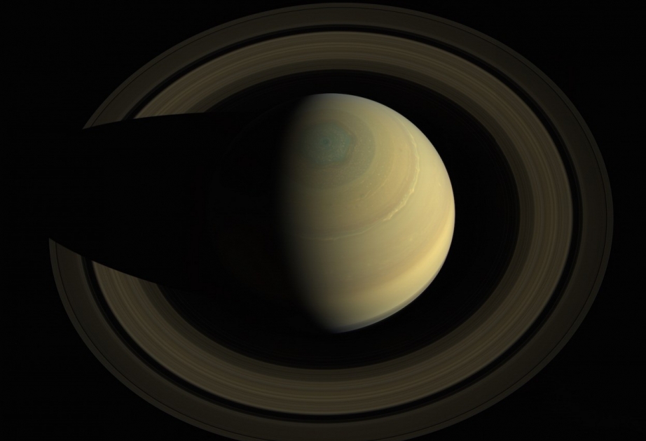 Более точно измерен собственный период вращения Сатурна