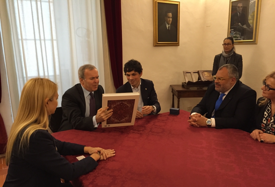 Azerbaijan, Italy`s Perugia city discuss cooperation
