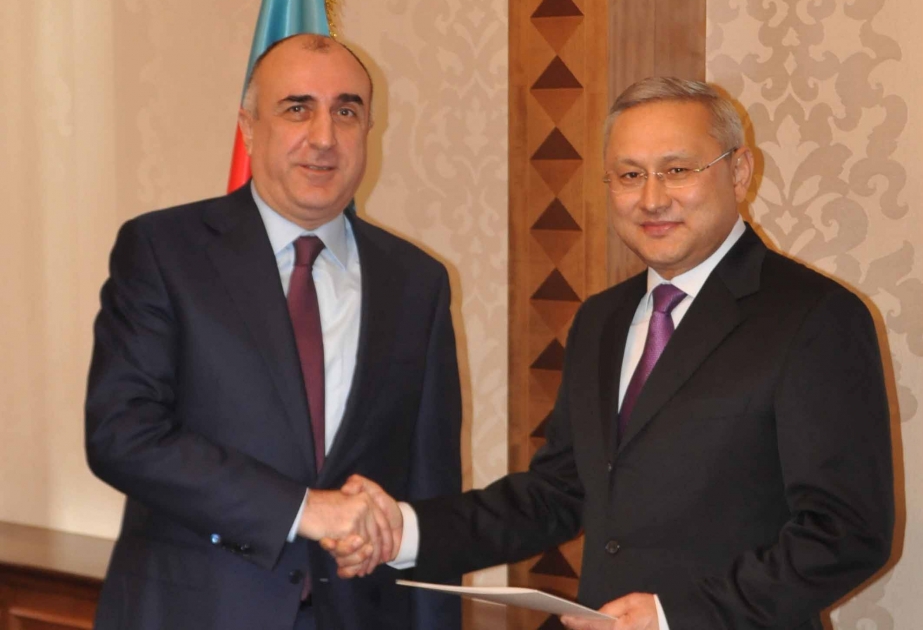 Entretien du ministre azerbaïdjanais des Affaires étrangères avec le nouvel ambassadeur du Kazakhstan