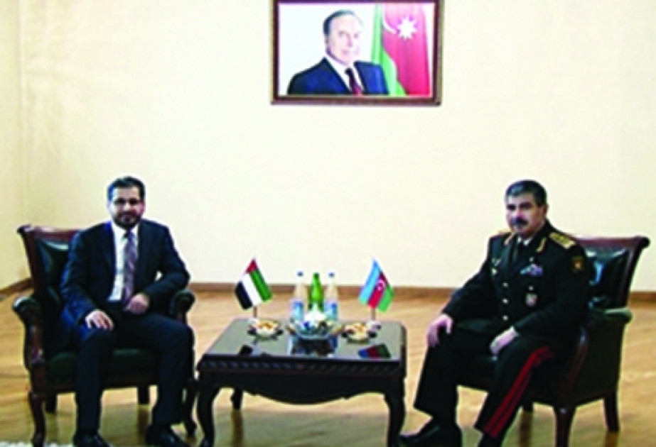 Azərbaycan ilə Birləşmiş Ərəb Əmirlikləri arasında hərbi sahədə əməkdaşlığın perspektivləri müzakirə olunub