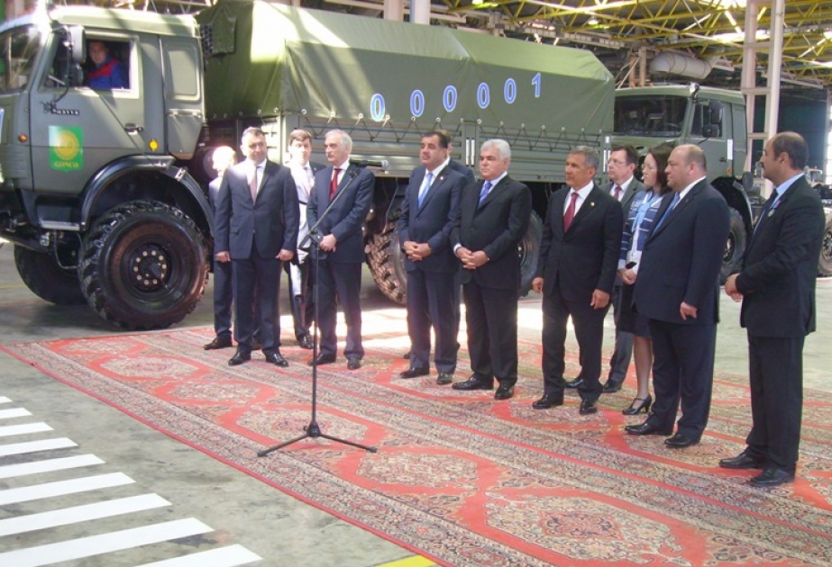 Tatarıstan Prezidenti Gəncə avtomobil zavodunda “KamAZ” avtomobillərinin yığım konveyerinin açılışında iştirak edib