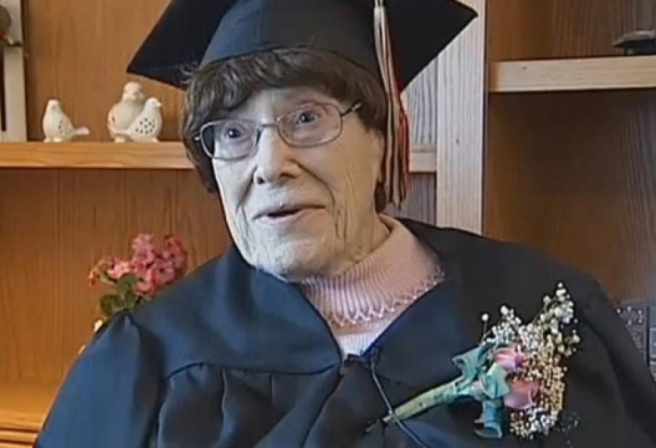 Amerikalı qadın məktəb təhsilini 103 yaşında başa vurub