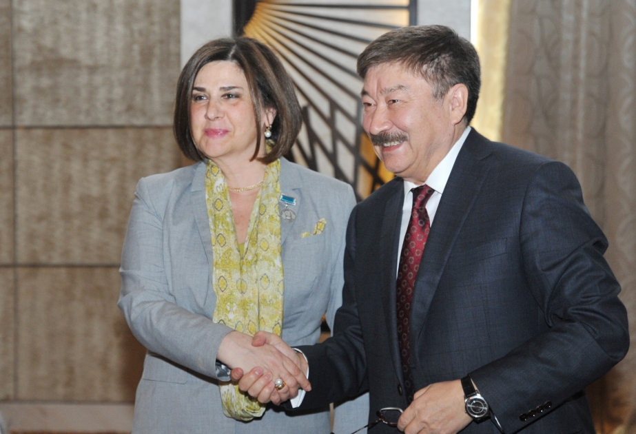 Bir sıra Azərbaycan ziyalıları TÜRKSOY-un medalına layiq görülüb