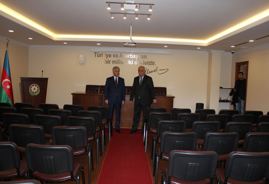 Baş nazirin müavini Əli Əhmədov Azərbaycanın İstanbuldakı diplomatik nümayəndəliyində olub