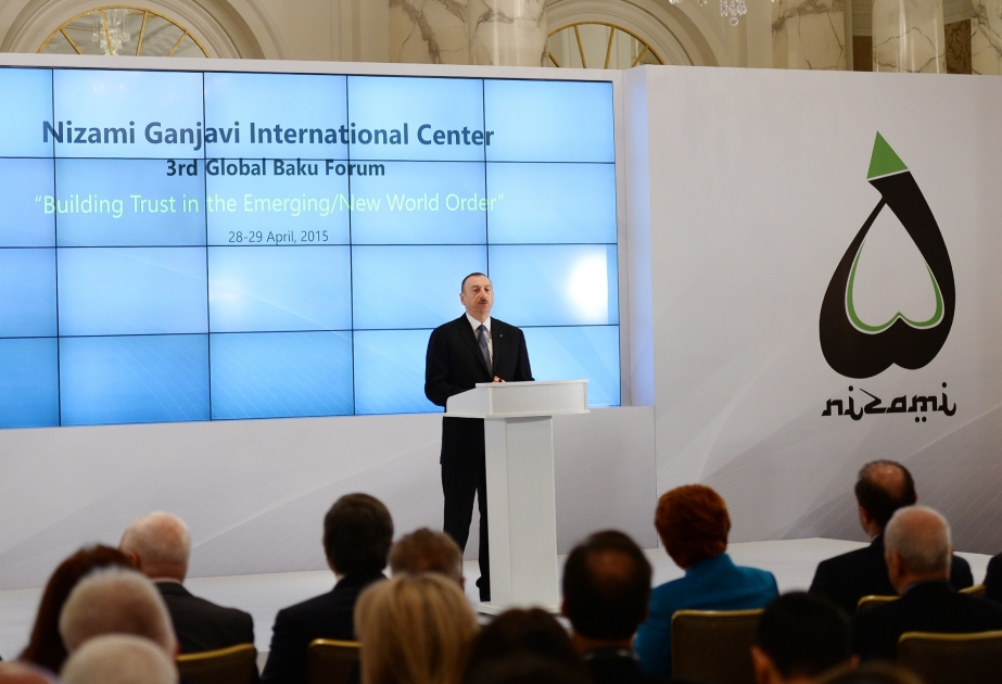 Le président Ilham Aliyev participe au 3e Forum mondial des sociétés ouvertes VIDEO