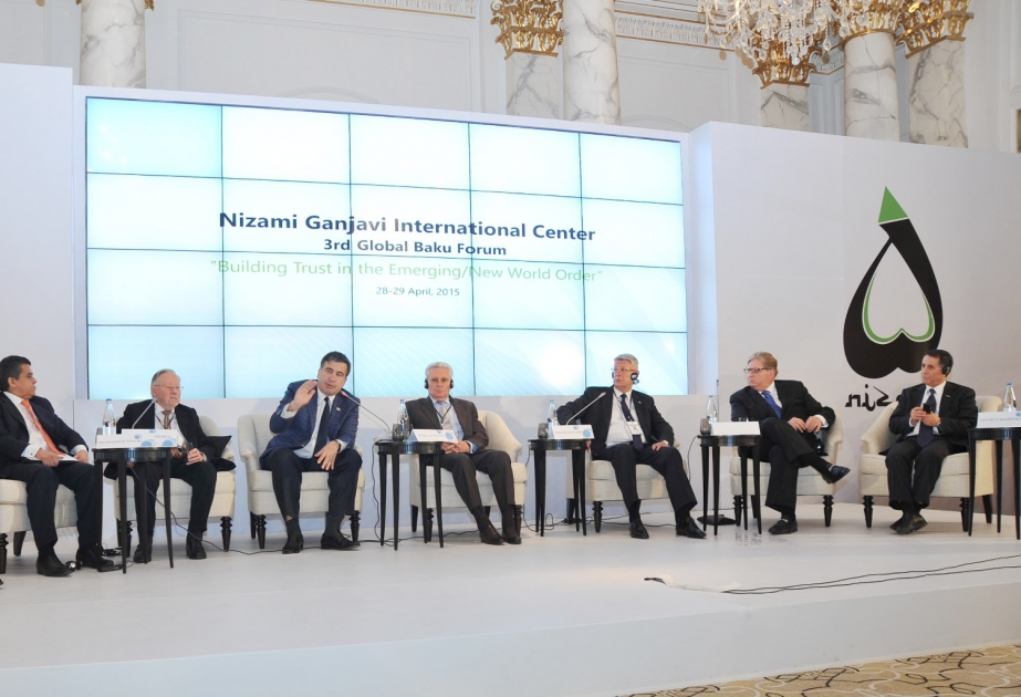 III Qlobal Bakı Forumunda Avropa İttifaqının qonşuluq siyasəti müzakirə olunub VİDEO