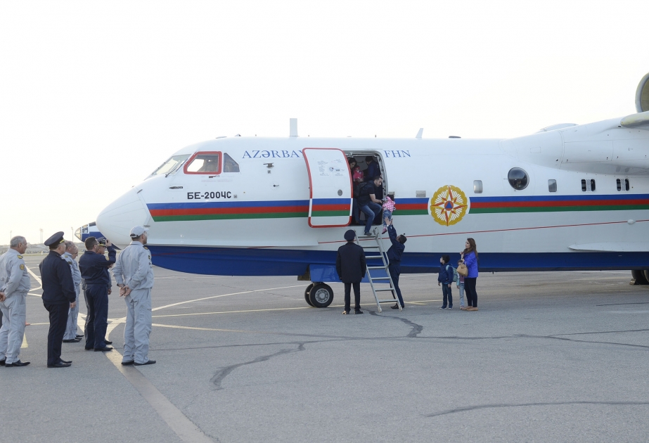 Ministry of Emergencies plane brings Azerbaijani and Georgian citizens evacuated from Nepal to Baku VIDEO