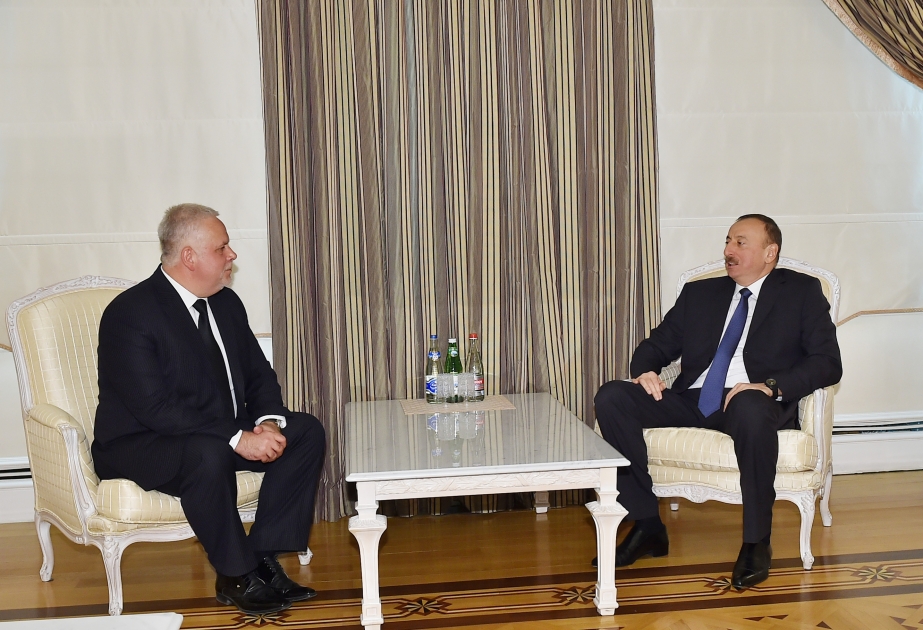 阿赛边疆总统伊利哈姆•阿利耶夫接见匈牙利驻阿塞拜疆大使