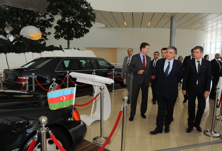 Former President of Turkey visits Heydar Aliyev Centre in Baku