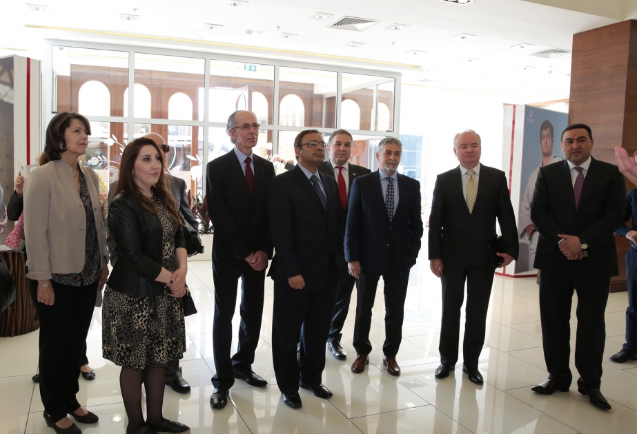 Əcnəbi diplomatlar birinci Avropa Oyunları Əməliyyat Komitəsinin baş ofisində yaradılan şəraitlə tanış olublar