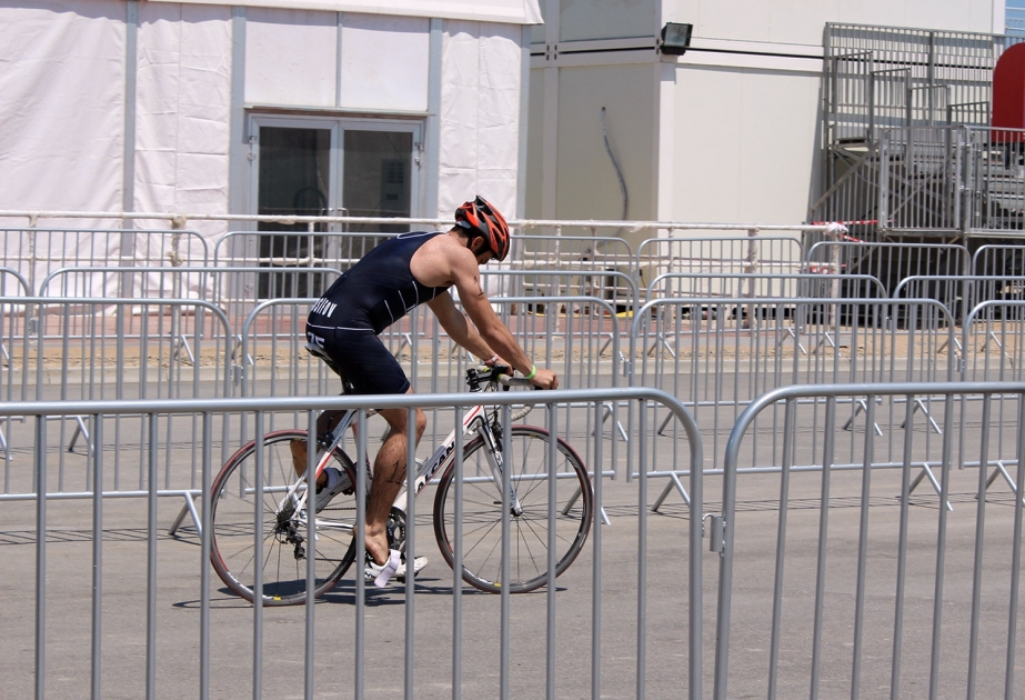 Azerbaijani athletes put up good performance at Baku 2015 triathlon test event