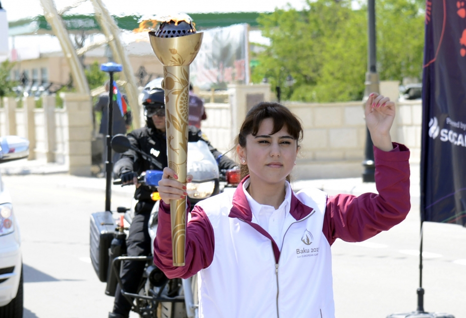 Fackel der ersten Europaspiele Baku-2015 in Bilasuvar