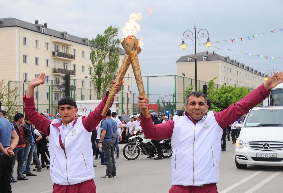 Fackel der Europaspiele Baku-2015 in Sabirabad