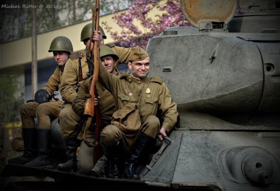 В Праге и в Пржибраме прошли реконструкции последних боев Второй мировой войны в Европе