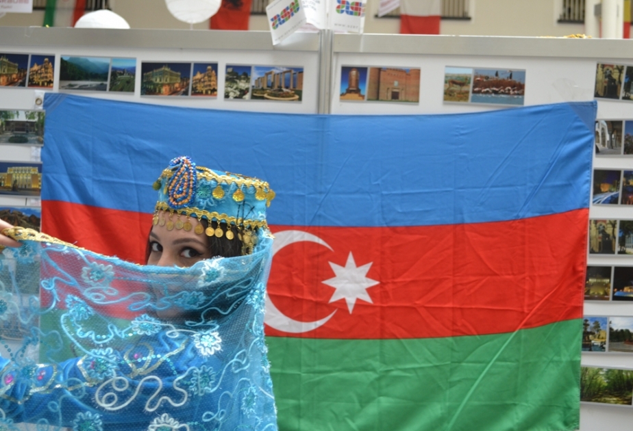 ASN repräsentierte Aserbaidschan beim “Internationalen Kulturtag” in Hannover